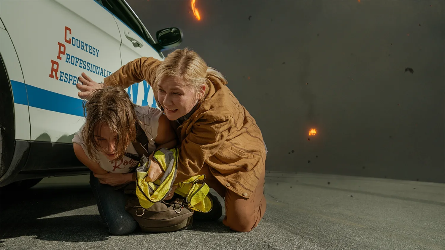 美帝崩裂》——在路上，看美國內戰風情畫｜月巴氏＠九〇三格｜my903.com