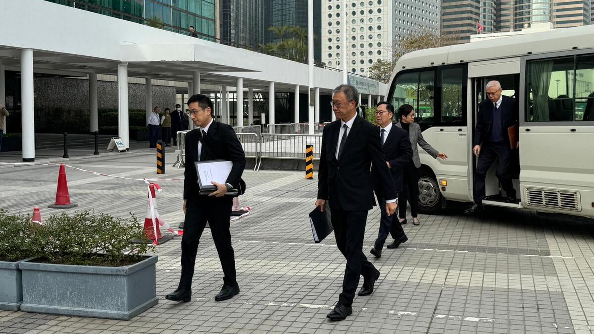 圖：宏福苑5級火｜獨立委員會下月19月辦首場聽證會  陸啟康、陳健波及歐陽伯權出席會議　黃子希攝