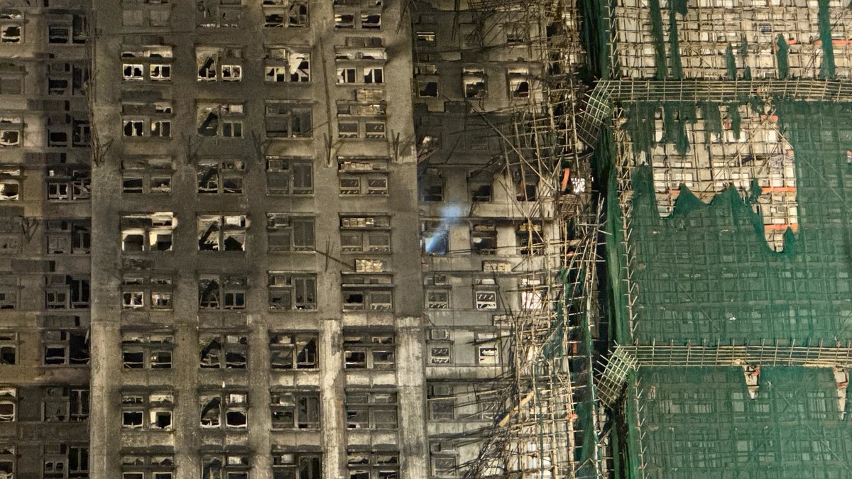 宏福苑5級火｜發展局：意見指政府將大火矛頭指向竹棚是錯誤解讀｜本地｜商業電台881903