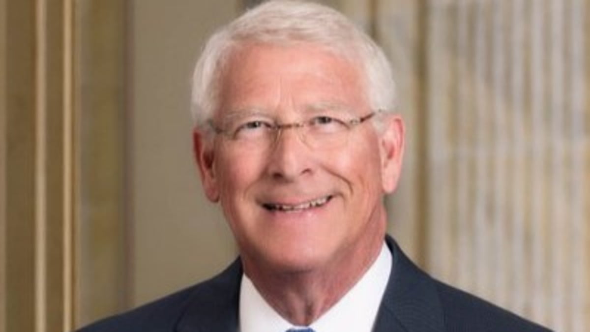 美國參議院軍事委員會主席訪台北京強烈不滿｜兩岸｜商業電台881903