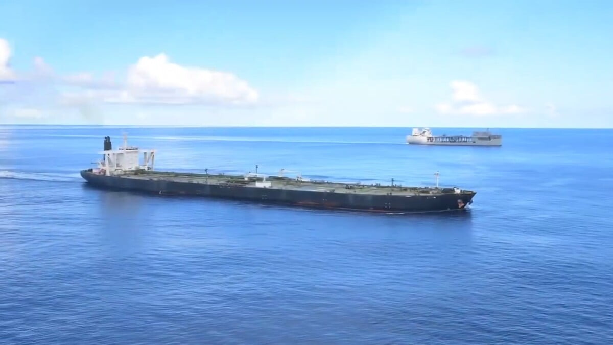 上月25艘載原油油輪離開伊朗 7艘遭美軍封鎖扣押