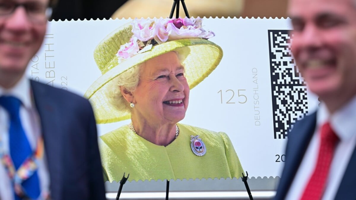 伊莉沙伯二世100歲冥壽 英王懷緬並呼籲和平