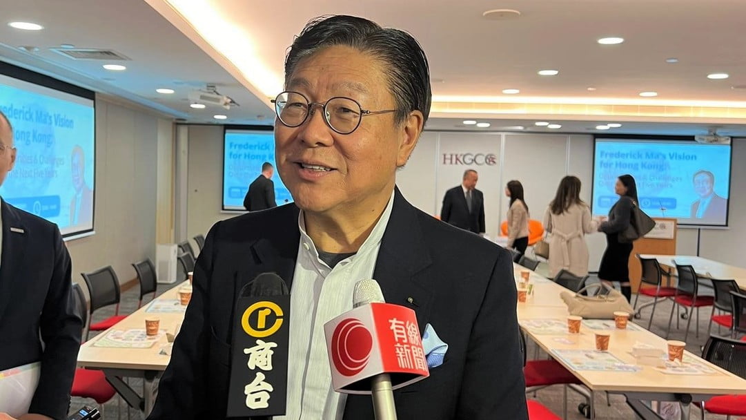 馬時亨：若能保持七大特點 香港不會「玩完」