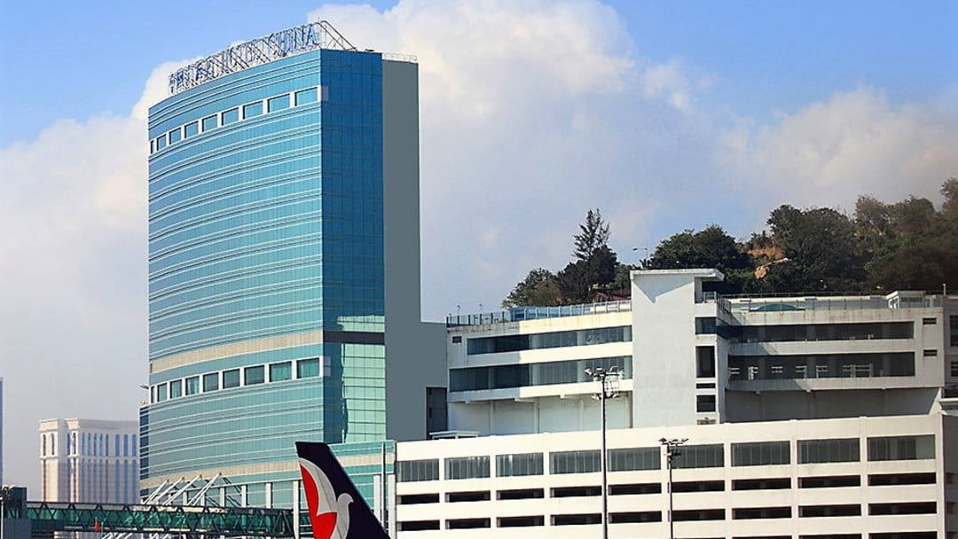澳門金皇冠中國大酒店再有1名保安員確診 本地 商業電台881903