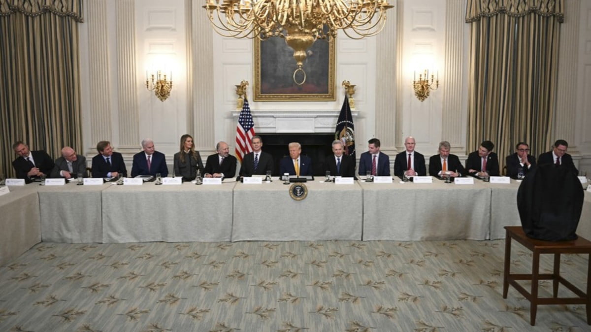 特朗普主持首屆加密貨幣峰會仍未挽回比特幣跌勢｜國際｜商業電台881903